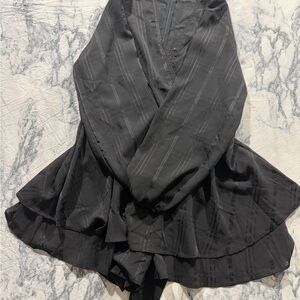 Source Unknown Black Long-Sleeve Tiered Peplum Dress